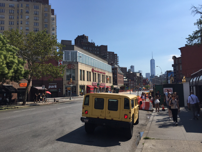Illustration for article titled I Took My Hummer To New York City, And It Was Awful
